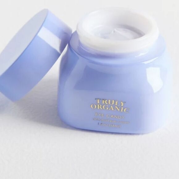 Truly Eye Candy Anti-Puff Eye Cream - Picture 4 of 6
